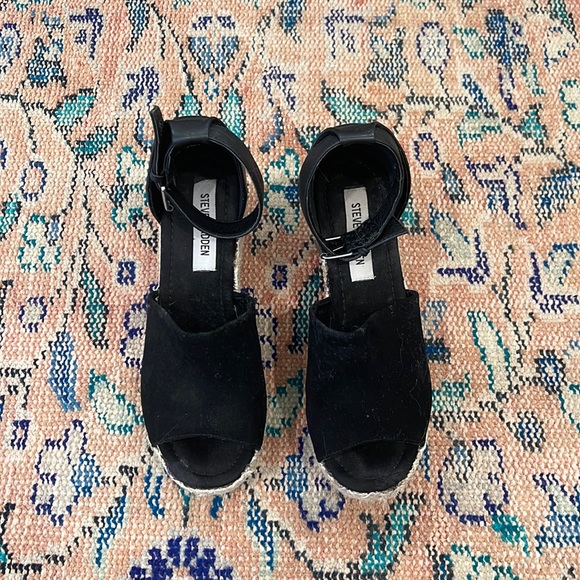 Steven Madden Wedges - Picture 1 of 2